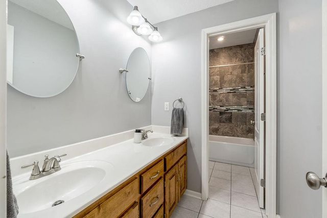 14909 Orval Lane, Liberty, MO 64068