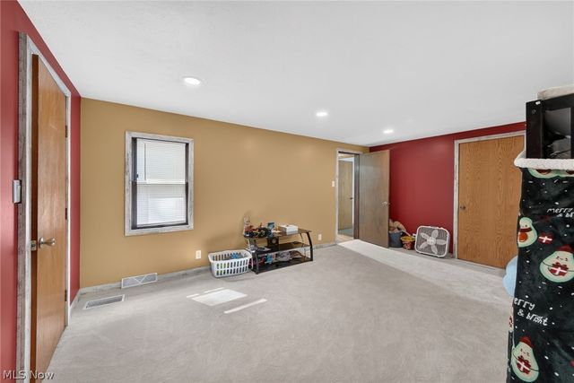 598 Randolph Road, Mogadore, OH 44260