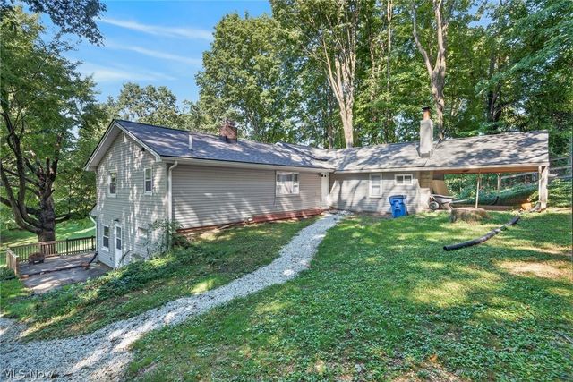 598 Randolph Road, Mogadore, OH 44260