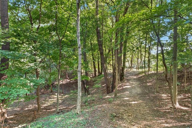 598 Randolph Road, Mogadore, OH 44260