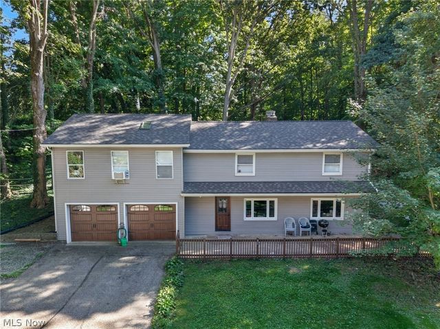 598 Randolph Road, Mogadore, OH 44260