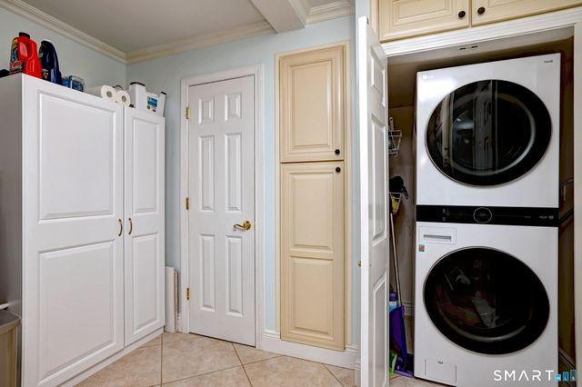 12 Naugatuck Avenue APT A7, Milford, CT 06460