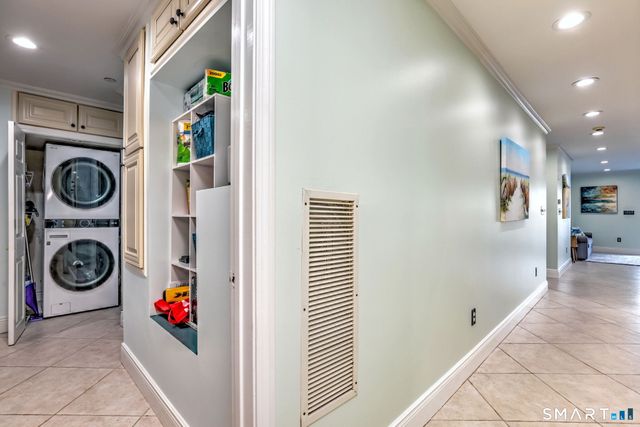 12 Naugatuck Avenue APT A7, Milford, CT 06460