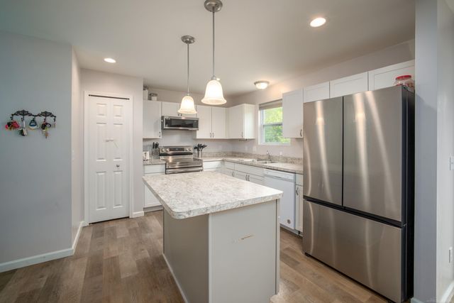 32215 Haverhill Street, New Haven, MI 48048