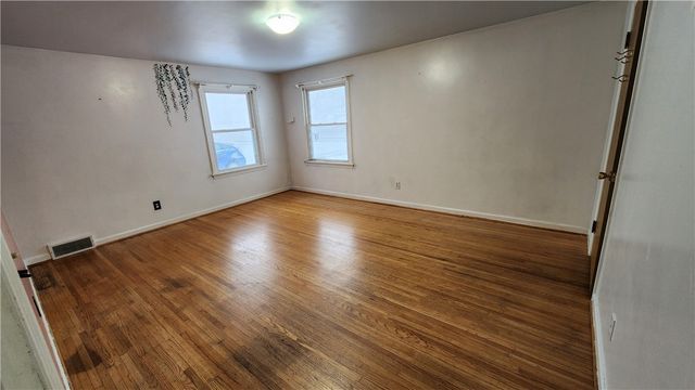 61 Fernboro Road, Brighton, NY 14618