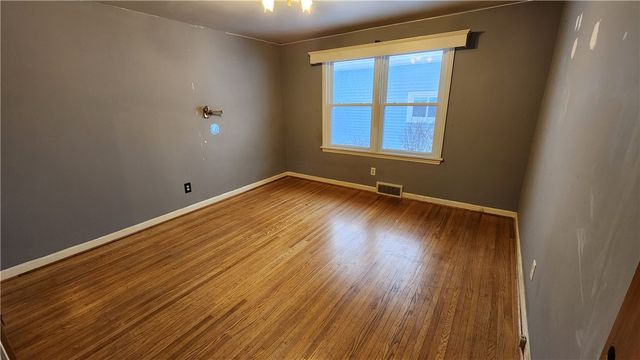 61 Fernboro Road, Brighton, NY 14618