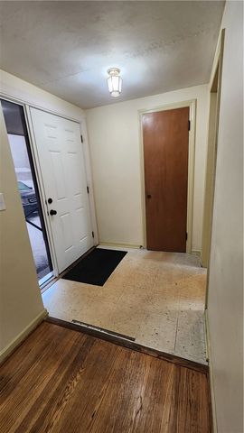 61 Fernboro Road, Brighton, NY 14618