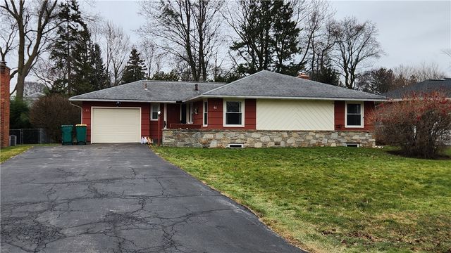 61 Fernboro Road, Brighton, NY 14618