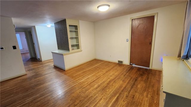 61 Fernboro Road, Brighton, NY 14618