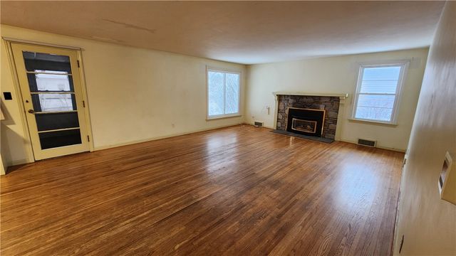 61 Fernboro Road, Brighton, NY 14618