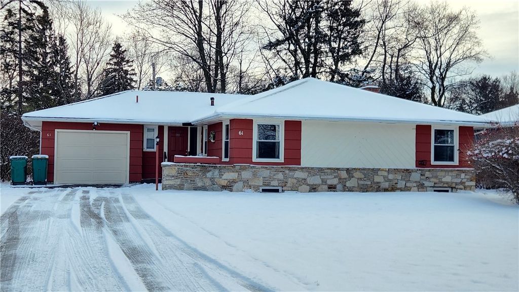 61 Fernboro Road, Brighton, NY 14618