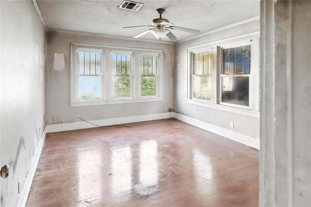 1919 W Cherokee Avenue, Enid, OK 73703