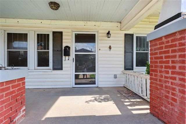 1919 W Cherokee Avenue, Enid, OK 73703