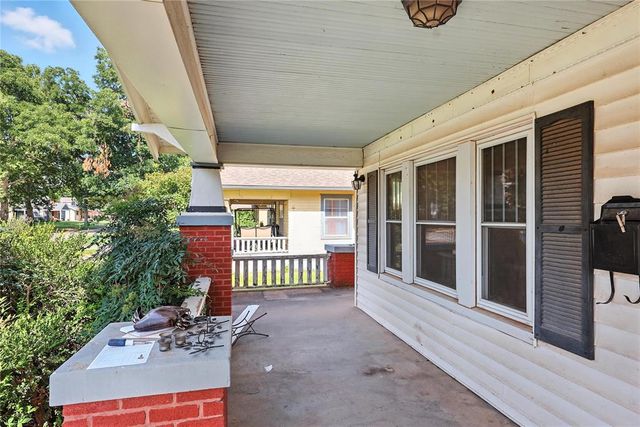 1919 W Cherokee Avenue, Enid, OK 73703