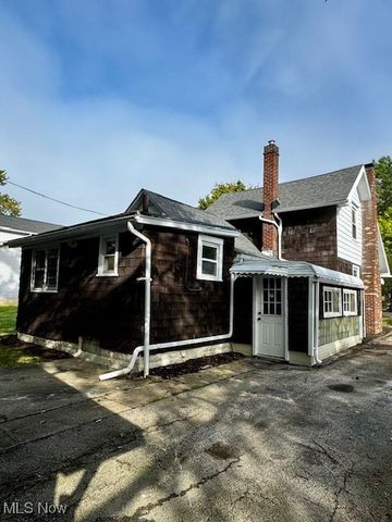 966 La Belle Avenue, Akron, OH 44320