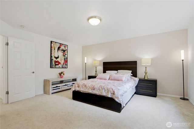 23030 NE 13th Street, Sammamish, WA 98074