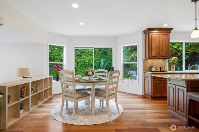 23030 NE 13th Street, Sammamish, WA 98074