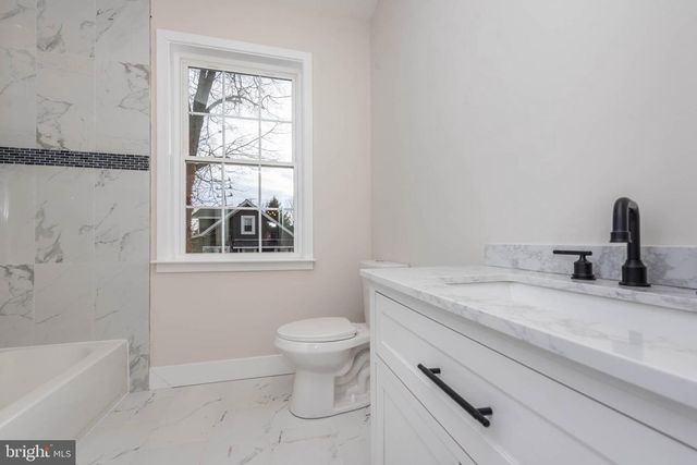 9624 HARFORD RD, Parkville, MD 21234