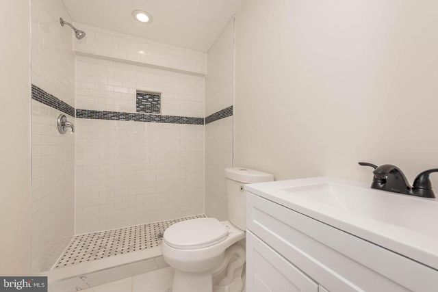 9624 HARFORD RD, Parkville, MD 21234