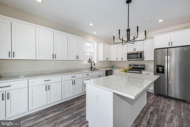 9624 HARFORD RD, Parkville, MD 21234