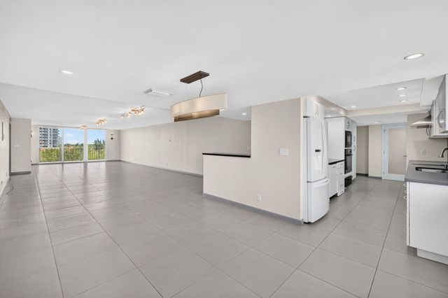 777 Bayshore Drive 701, Fort Lauderdale, FL 33304