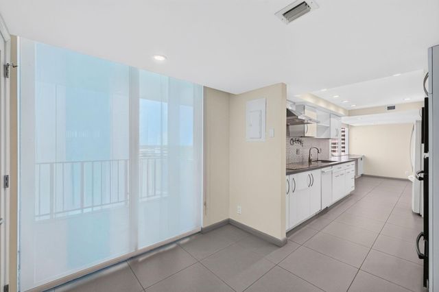 777 Bayshore Drive 701, Fort Lauderdale, FL 33304