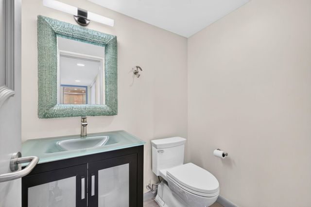 777 Bayshore Drive 701, Fort Lauderdale, FL 33304