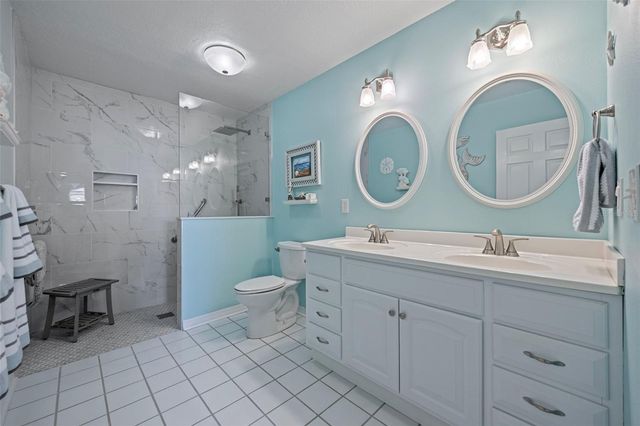 1207 BLUEWATER DRIVE, Sun City Center, FL 33573