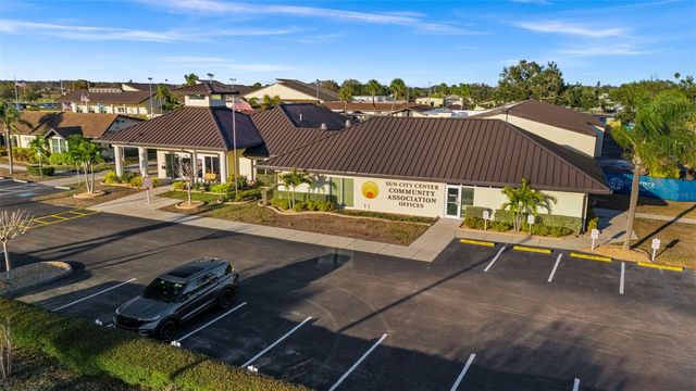 1207 BLUEWATER DRIVE, Sun City Center, FL 33573