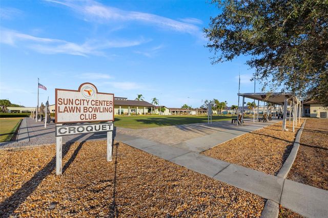 1207 BLUEWATER DRIVE, Sun City Center, FL 33573