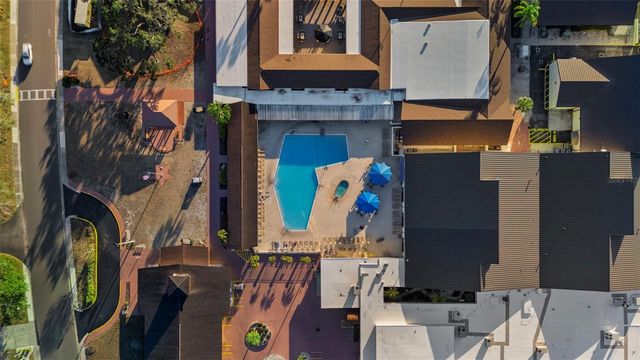 1207 BLUEWATER DRIVE, Sun City Center, FL 33573