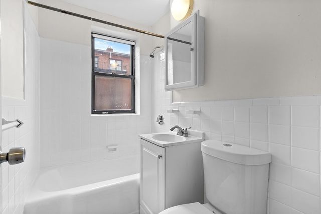 15 Victory Road 41, Boston, MA 02122