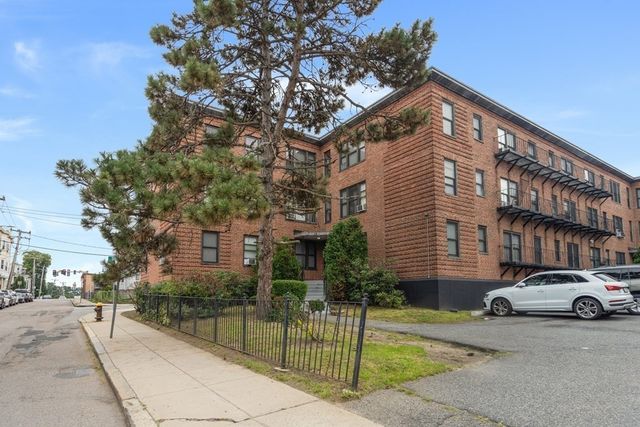 15 Victory Road 41, Boston, MA 02122