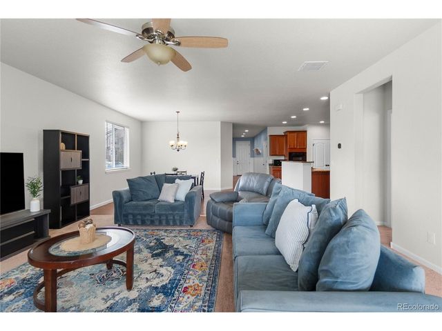 42320 Forest Oaks Dr, Elizabeth, CO 80107