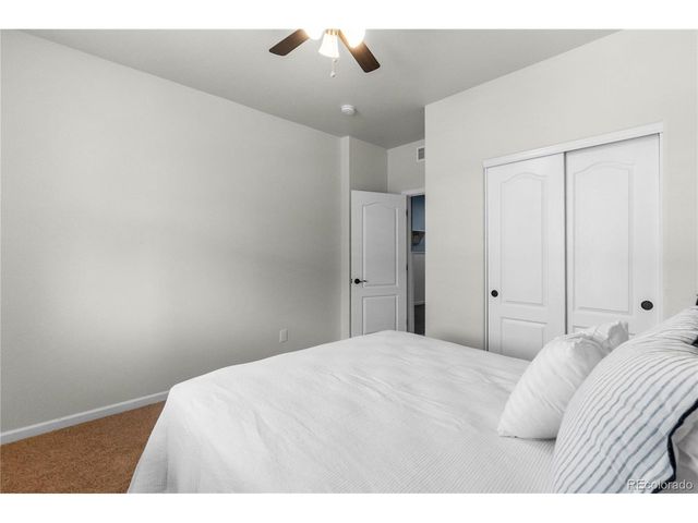 42320 Forest Oaks Dr, Elizabeth, CO 80107