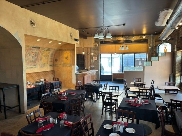 4400 N Clark Street, Chicago, IL 60640