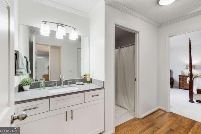 402 BAINBRIDGE Drive, Atlanta, GA 30327