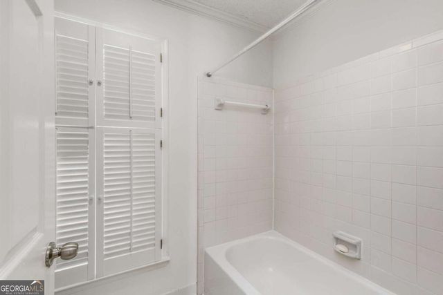 402 BAINBRIDGE Drive, Atlanta, GA 30327