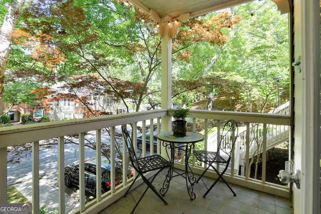 402 BAINBRIDGE Drive, Atlanta, GA 30327