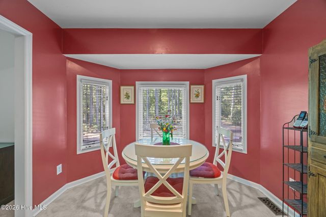 120 Saint Andrews Circle, New Bern, NC 28562