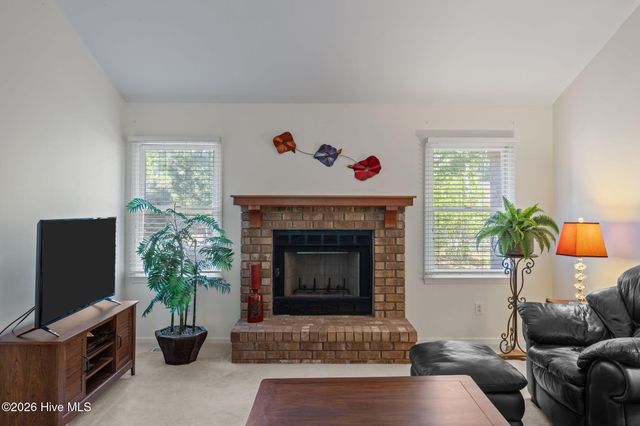 120 Saint Andrews Circle, New Bern, NC 28562