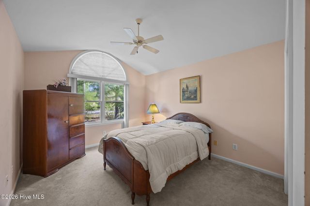 120 Saint Andrews Circle, New Bern, NC 28562