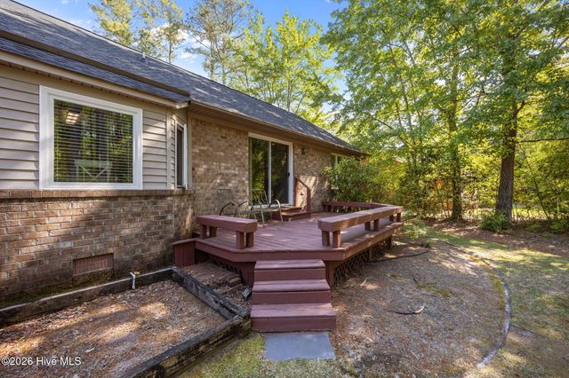 120 Saint Andrews Circle, New Bern, NC 28562