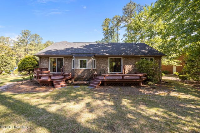 120 Saint Andrews Circle, New Bern, NC 28562