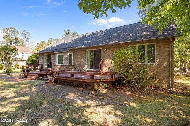 120 Saint Andrews Circle, New Bern, NC 28562