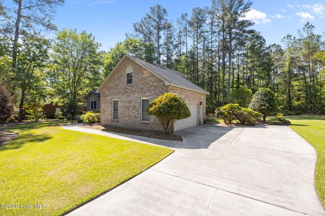 120 Saint Andrews Circle, New Bern, NC 28562