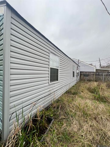 364 Highland Creek Pkwy, Baton Rouge, LA 70808