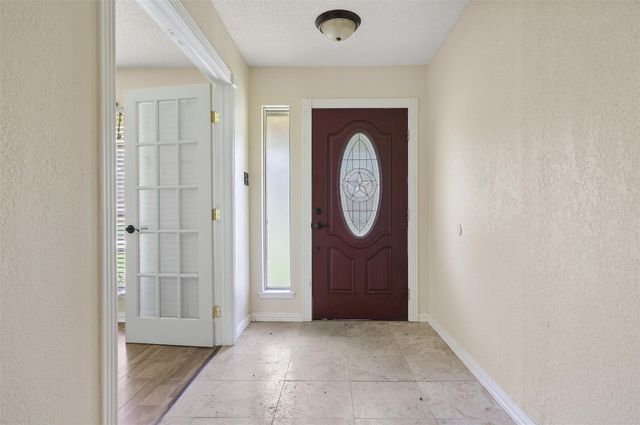 1705 20th Avenue N, Texas City, TX 77590