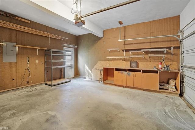 4071 Long Point BLVD, Portsmouth, VA 23703