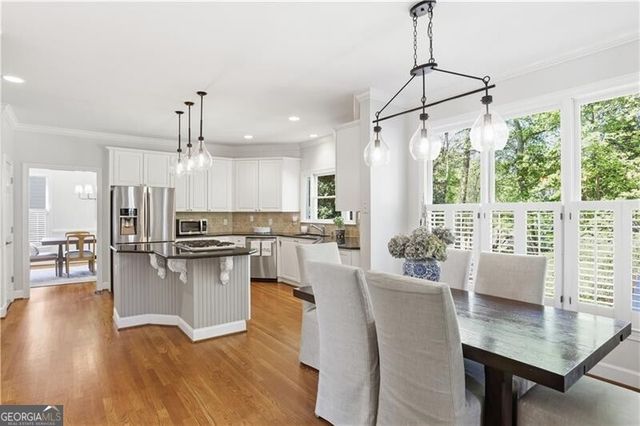 4662 Gilhams Road NE, Roswell, GA 30075